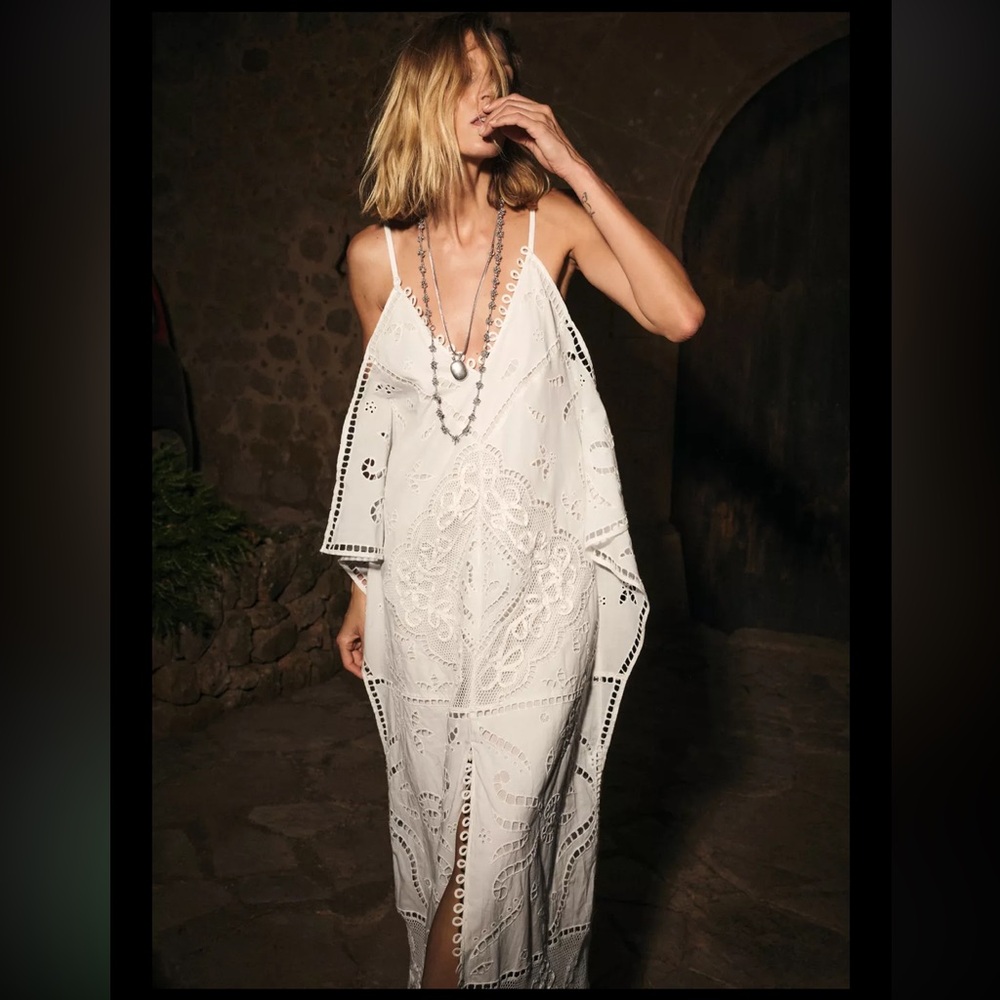 ZARA NEW WOMAN STRAPPY EMBROIDERED DRESS ZW COLLECTION WHITE L 6895/241/250